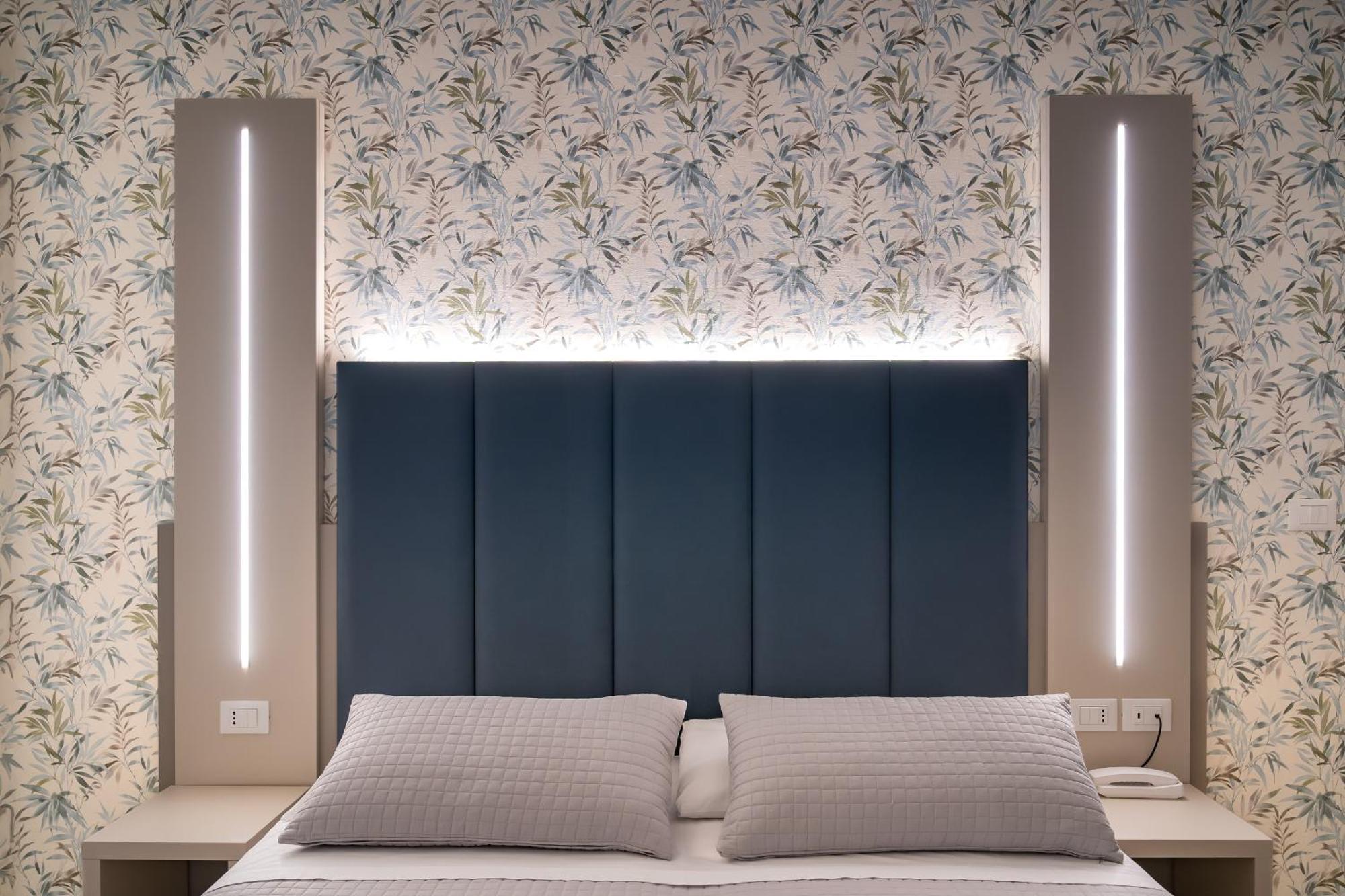 Hotel Marisa Каорле Экстерьер фото